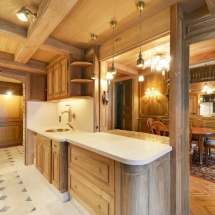 Architecture Décoration aménagement intérieur Hôtel Mont Gascon placage bois cuisine