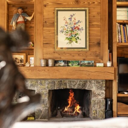 Cabinet Ducellier Devienne Architecture Décoration aménagement intérieur Verbier Suisse Cheminée