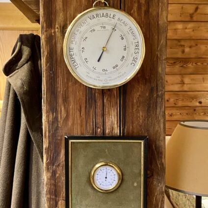 Cabinet Ducellier Devienne Architecture Décoration aménagement intérieur Verbier Suisse Fenêtre météo station